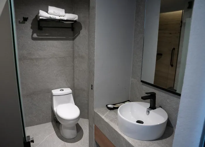 Hotel Block Suites Mexico City